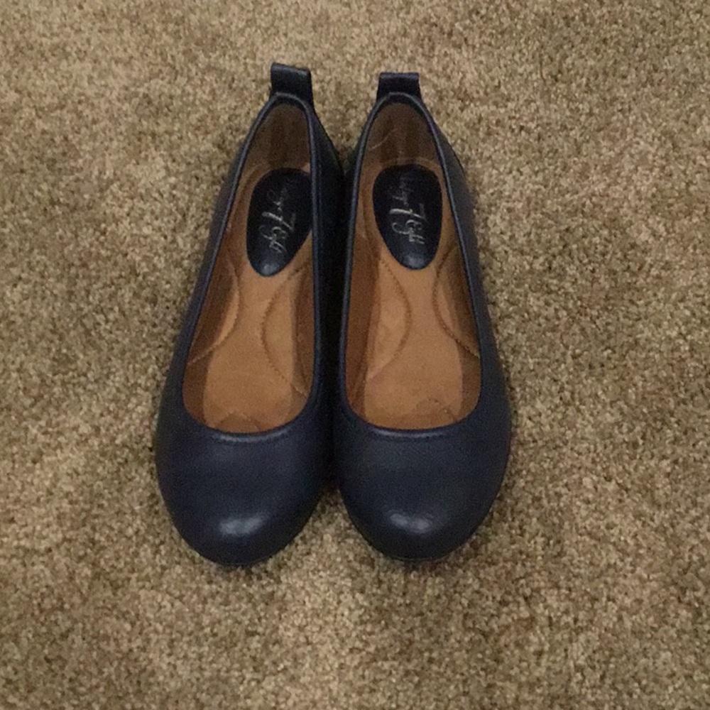 Navy blue flats